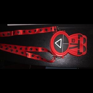 Push Pop Fidget Squid crossbody purse NWT Strap 25-46”